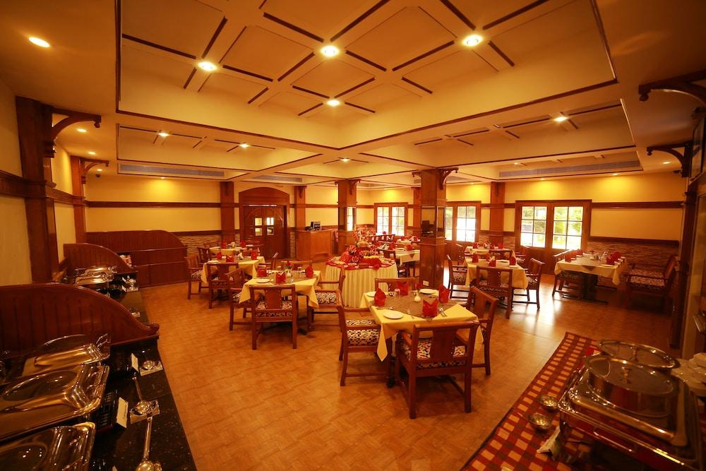 Quality Airport Hotels Nedumbassery Exterior foto