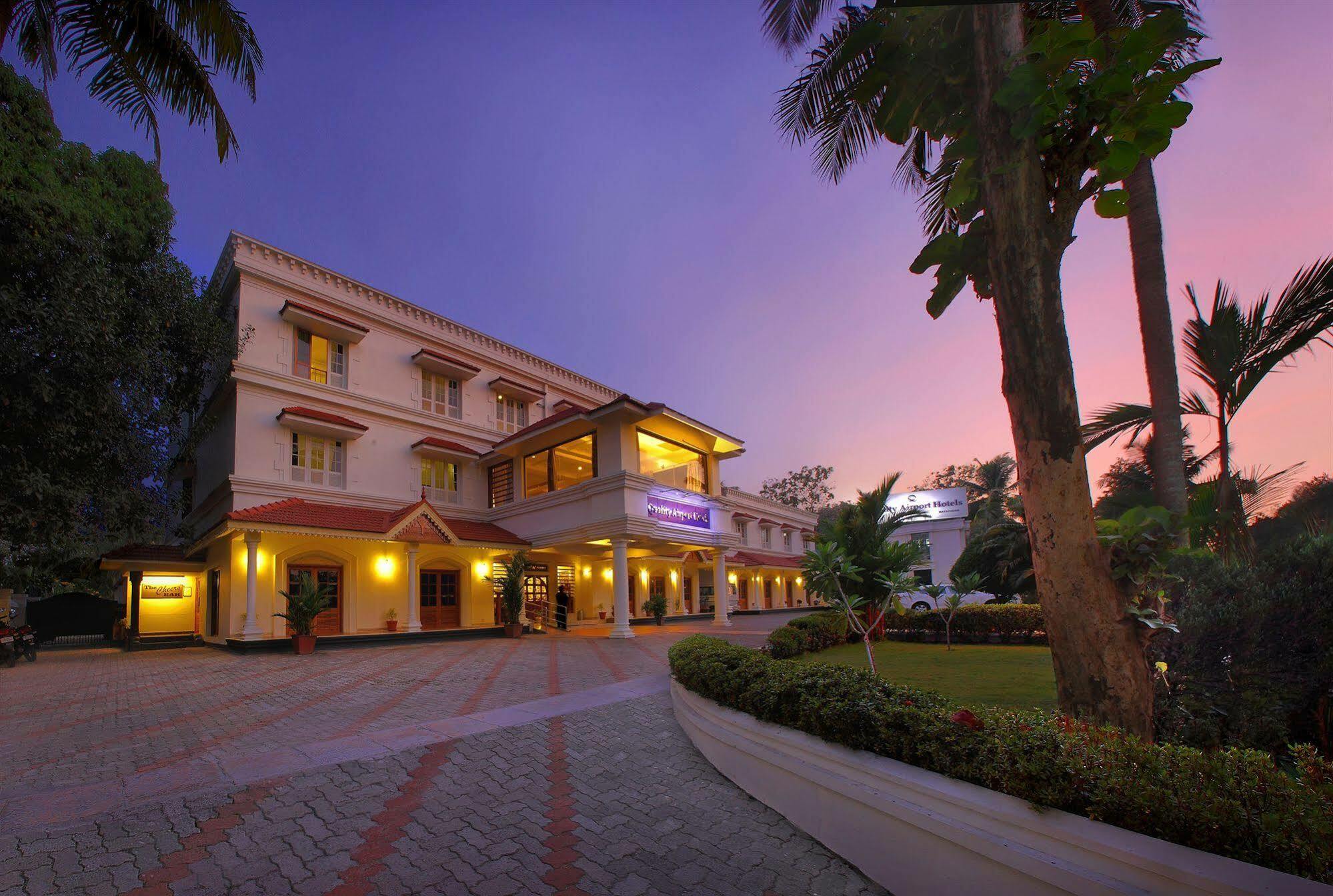 Quality Airport Hotels Nedumbassery Exterior foto
